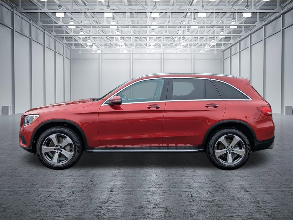 Used 2018 Mercedes-Benz GLC 300 4MATIC image 2