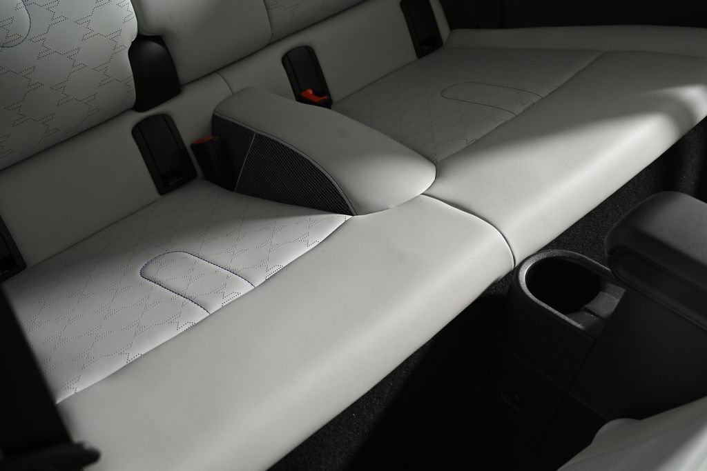 Certified 2025 MINI Cooper S image 28