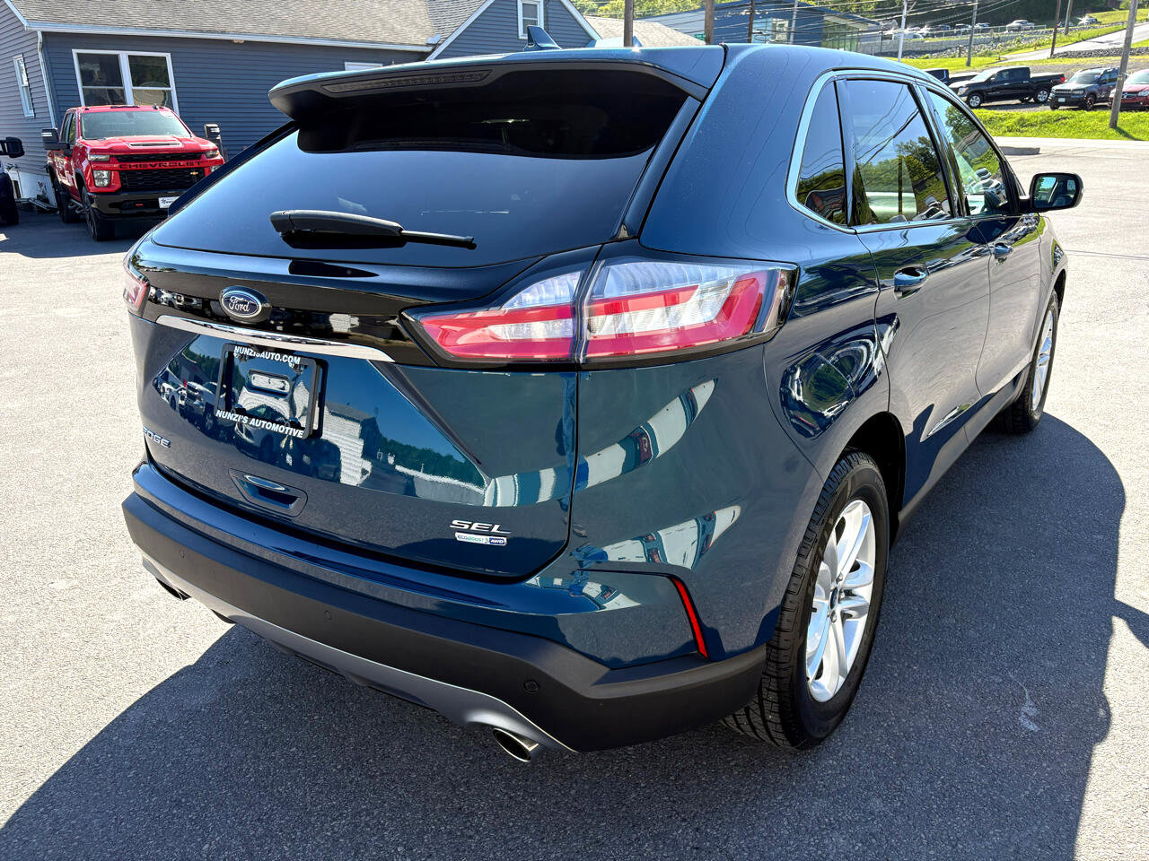 Used 2020 Ford Edge SEL w/ Cold Weather Package image 5