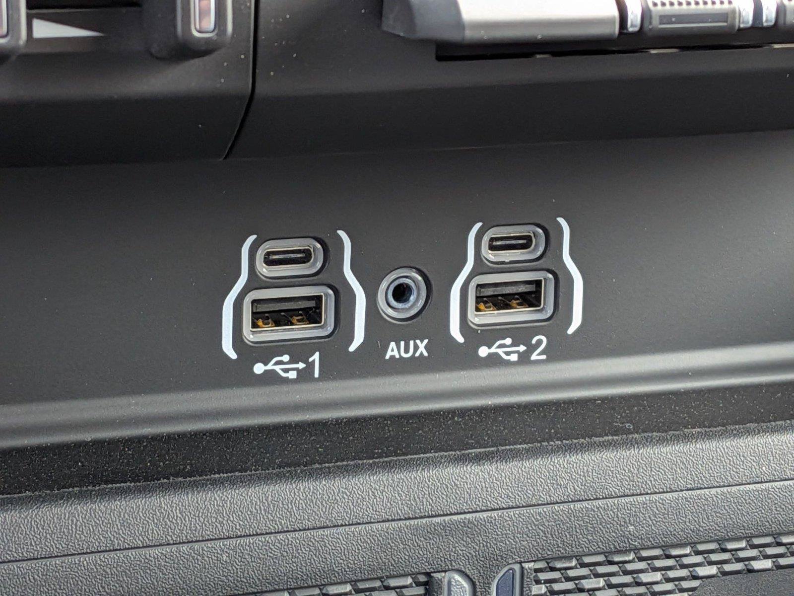 New 2026 RAM 2500 Big Horn AWD/4WD image 17