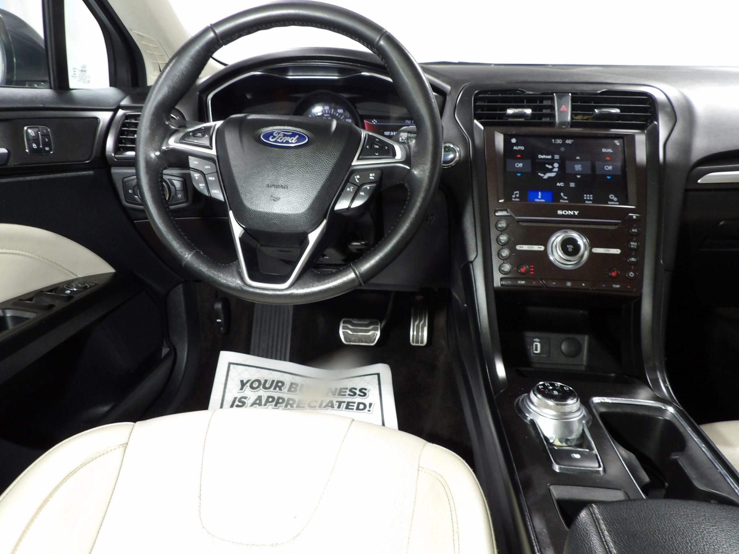 Used 2018 Ford Fusion Titanium AWD/4WD image 12