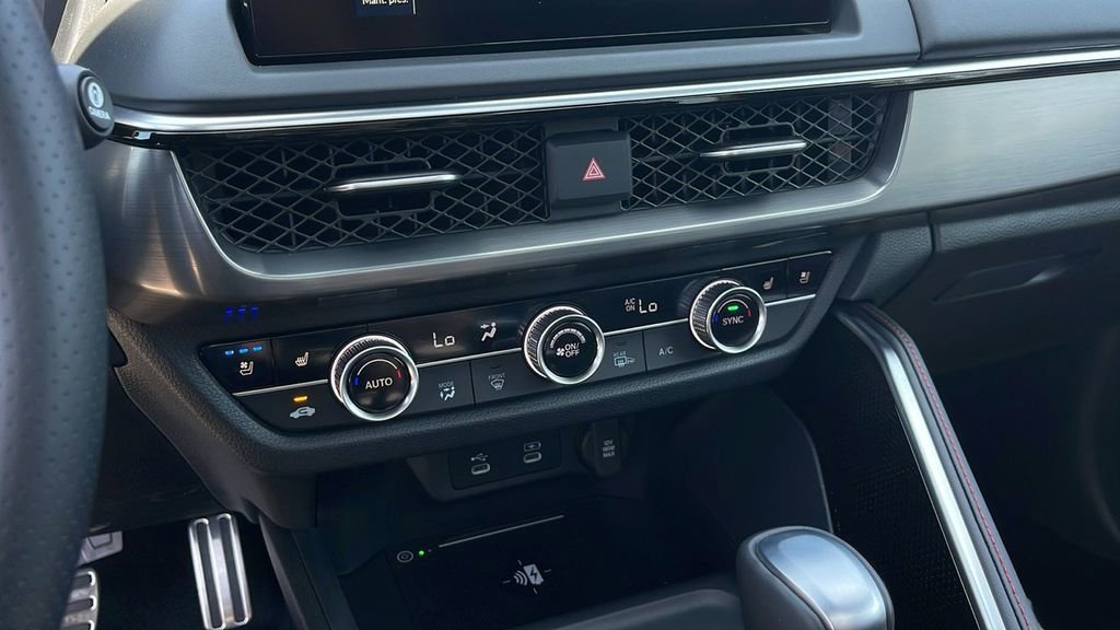 New 2025 Acura ADX A-Spec image 17