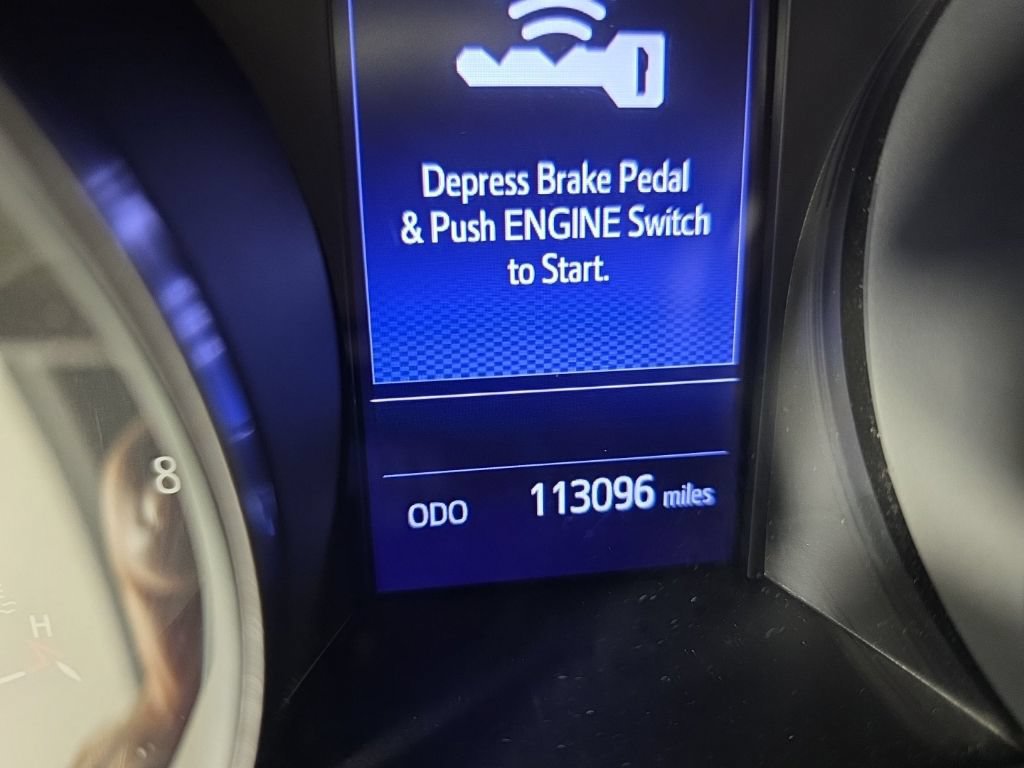 Used 2020 Toyota C-HR XLE FWD image 15