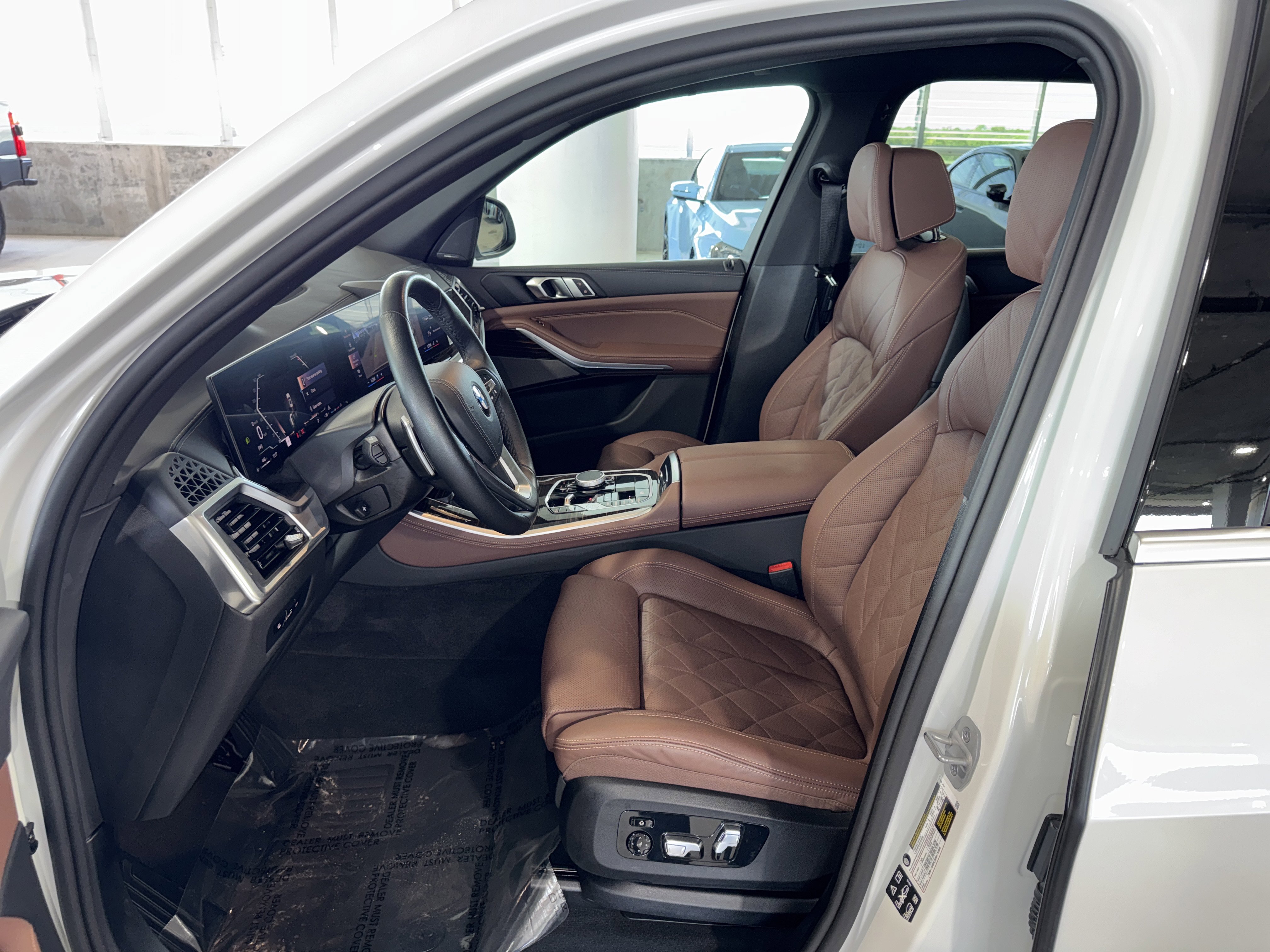 Used 2026 BMW X5 xDrive40i w/ Climate Comfort Package image 19