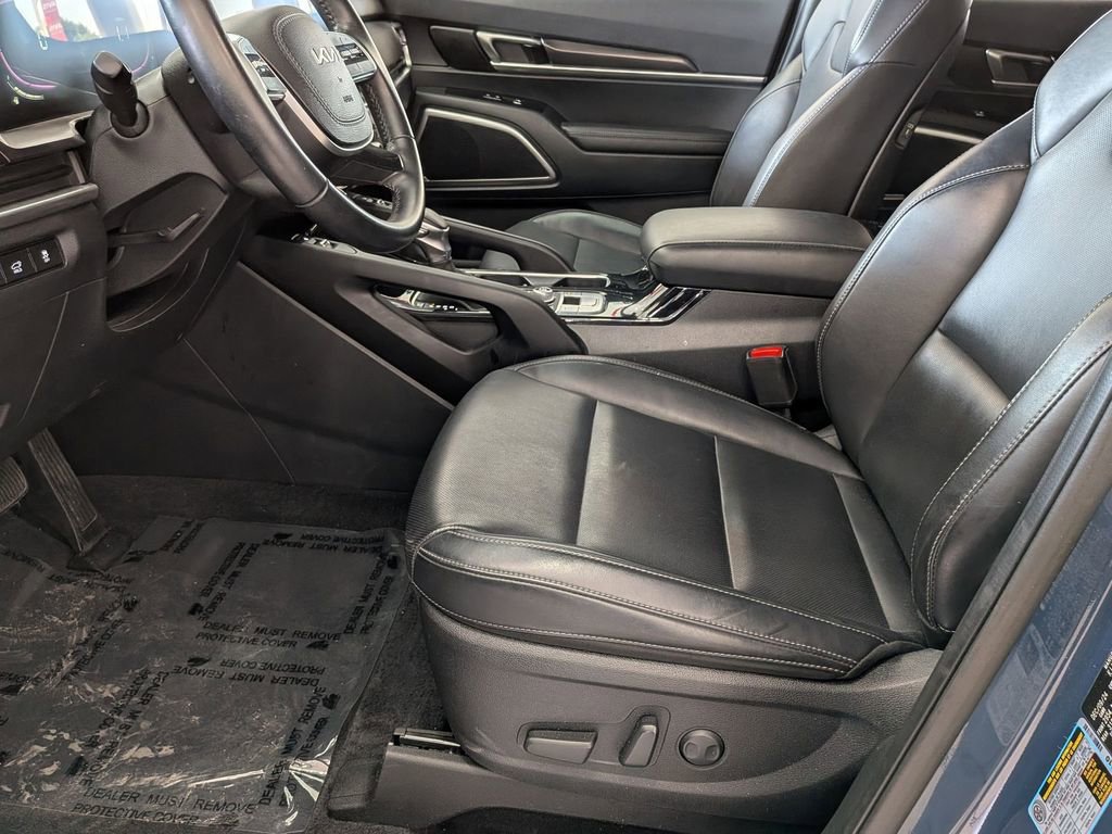 Used 2025 Kia Telluride S image 24