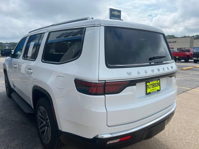 Used 2024 Jeep Wagoneer Series II w/ Flexible Seating Group AWD/4WD image 8