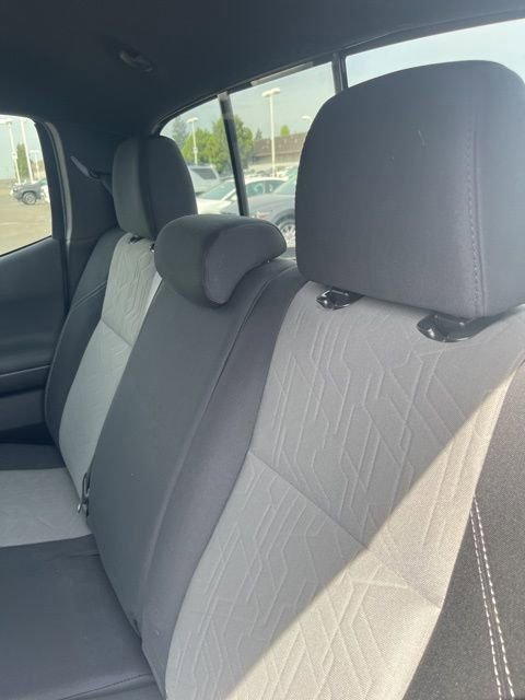 Used 2020 Toyota Tacoma TRD Off-Road w/ Technology Package image 9