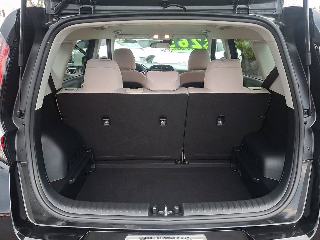 Certified 2023 Kia Soul LX w/ Option Group 015 image 29