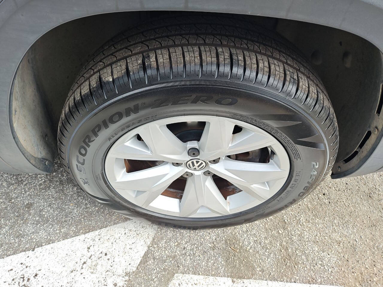 Used 2018 Volkswagen Atlas SE FWD image 52