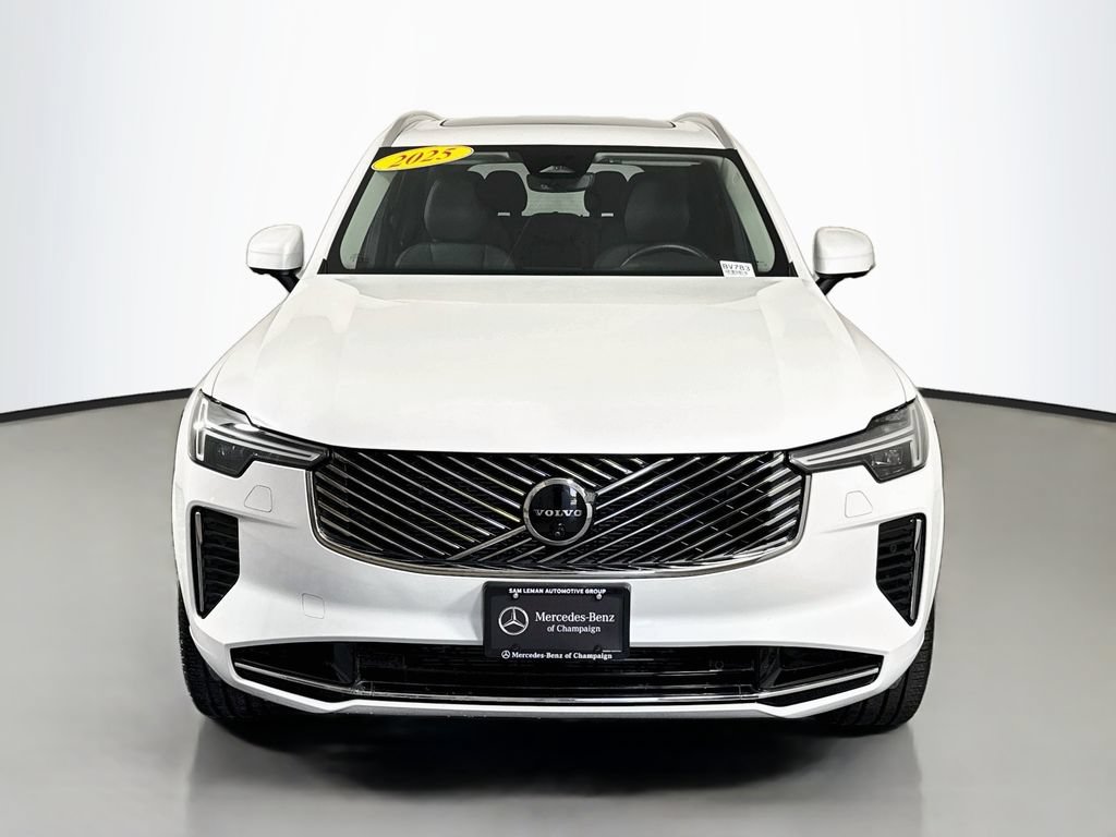 Used 2025 Volvo XC90 B6 Plus AWD/4WD image 2