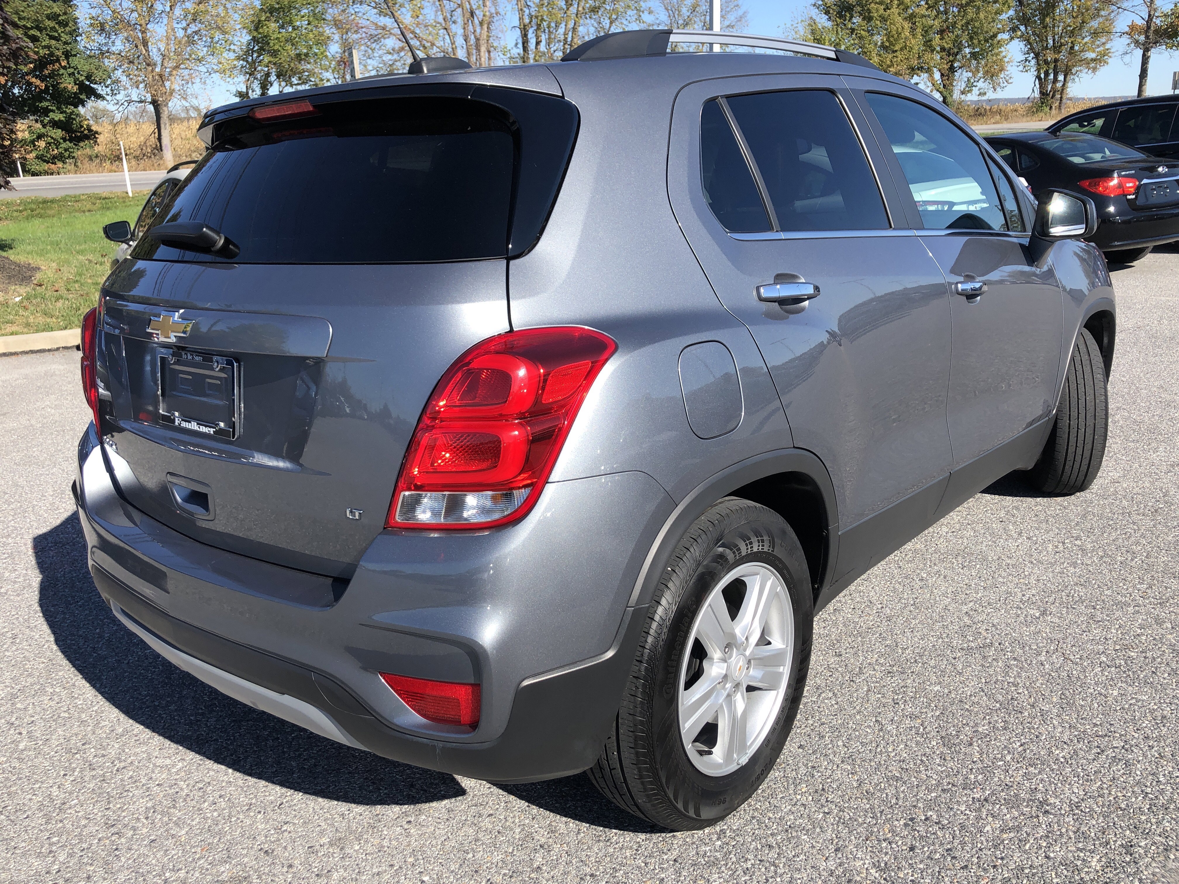 Used 2019 Chevrolet Trax LT w/ LT Convenience Package image 11