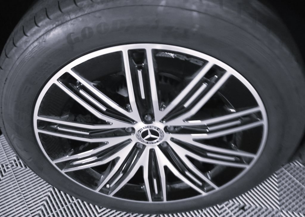 Certified 2023 Mercedes-Benz EQS 450+ 4MATIC SUV image 7