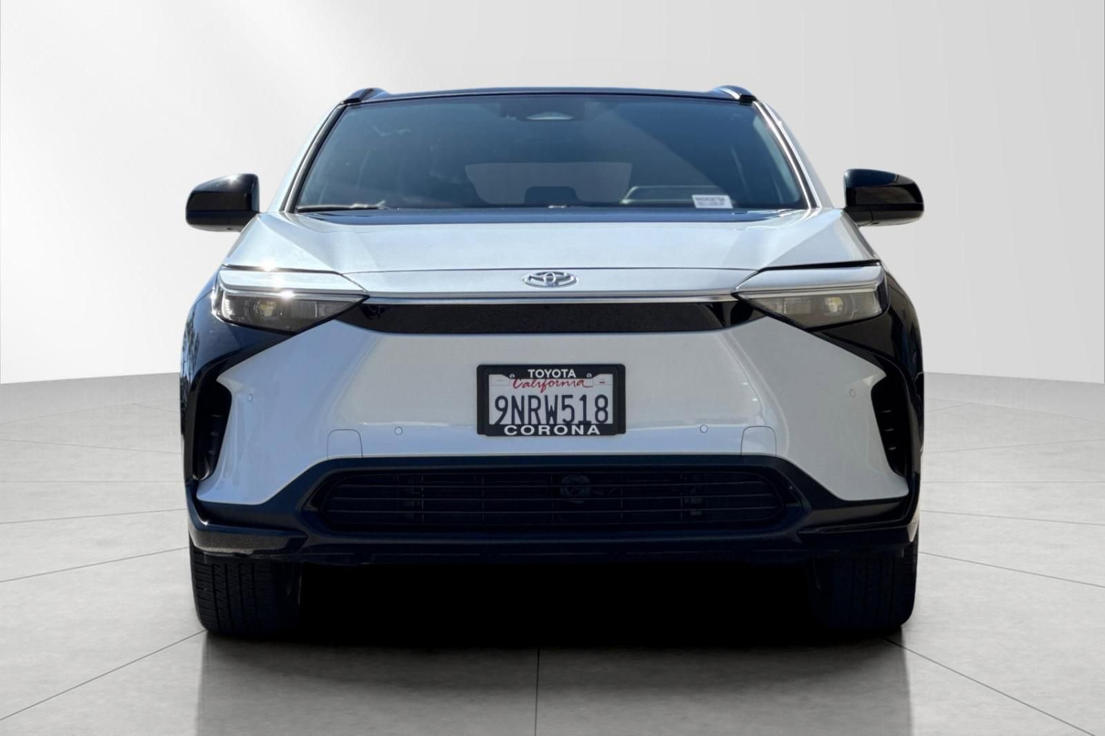 Used 2024 Toyota bZ4X XLE w/ Weather Package FWD image 10