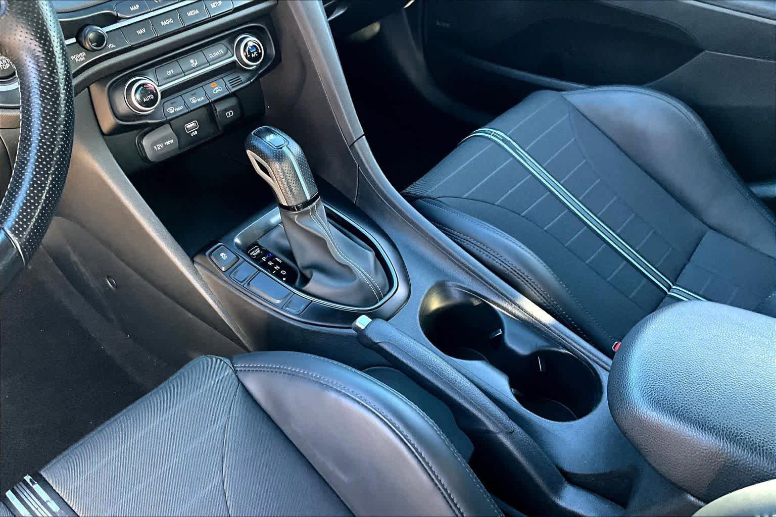 Used 2021 Hyundai Veloster N image 16
