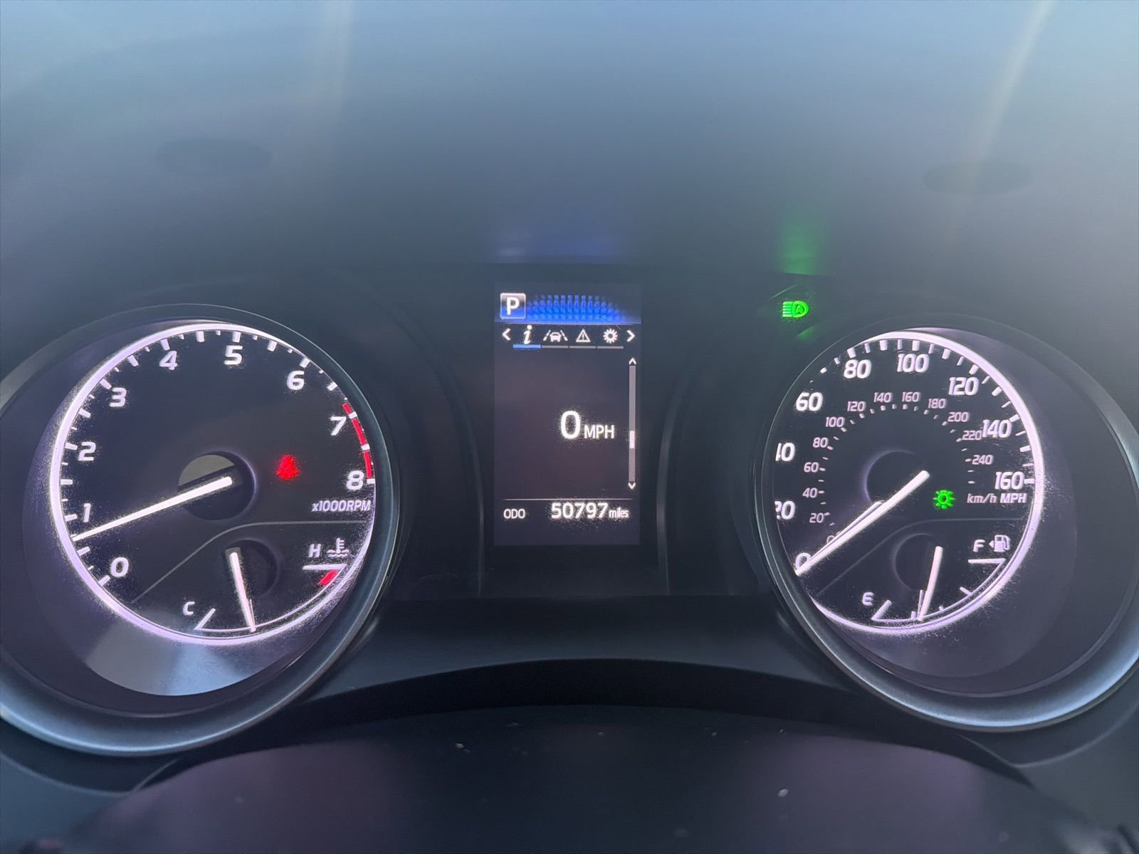 Used 2023 Toyota Camry SE FWD image 11