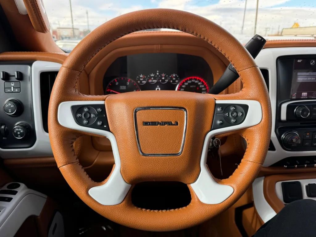 Used 2016 GMC Sierra 2500 Denali w/ Duramax Plus Package image 16