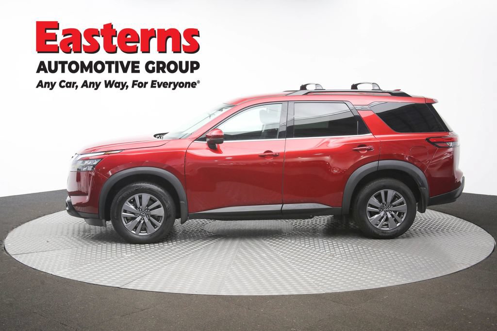 Used 2024 Nissan Pathfinder SV AWD/4WD image 61