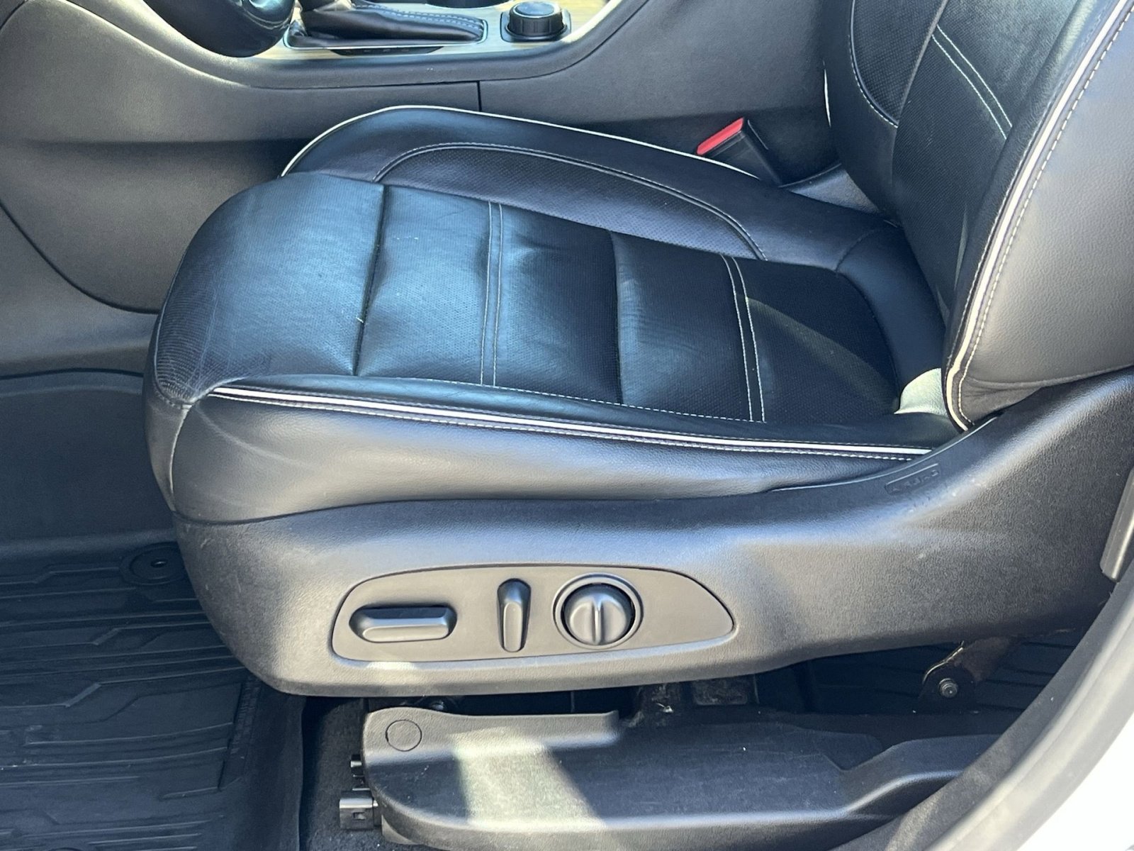 Used 2019 GMC Acadia Denali w/ Technology Package image 15