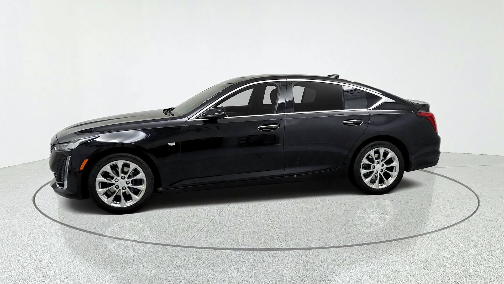 Certified 2023 Cadillac CT5 Luxury AWD/4WD image 2