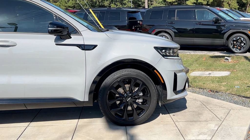 Used 2022 Kia Sorento SX image 13
