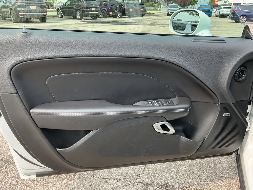 Certified 2018 Dodge Challenger R/T Plus RWD image 12