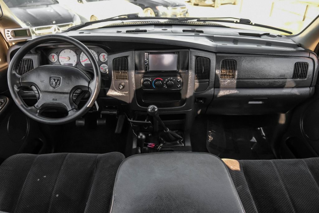 Used 2003 Dodge Ram 2500 Truck SLT image 12