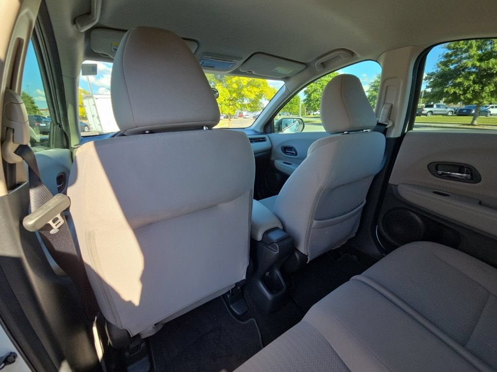 Used 2018 Honda HR-V LX image 13