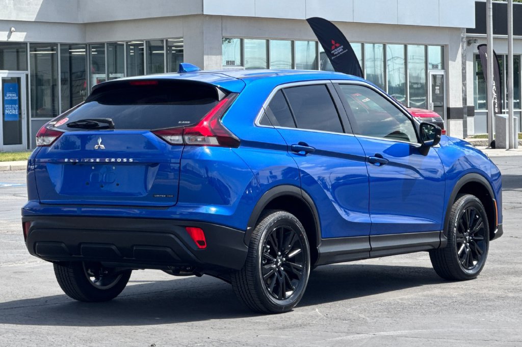 New 2026 Mitsubishi Eclipse Cross LE AWD/4WD image 7
