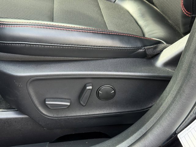 Used 2025 Ford Escape ST-Line AWD/4WD image 15
