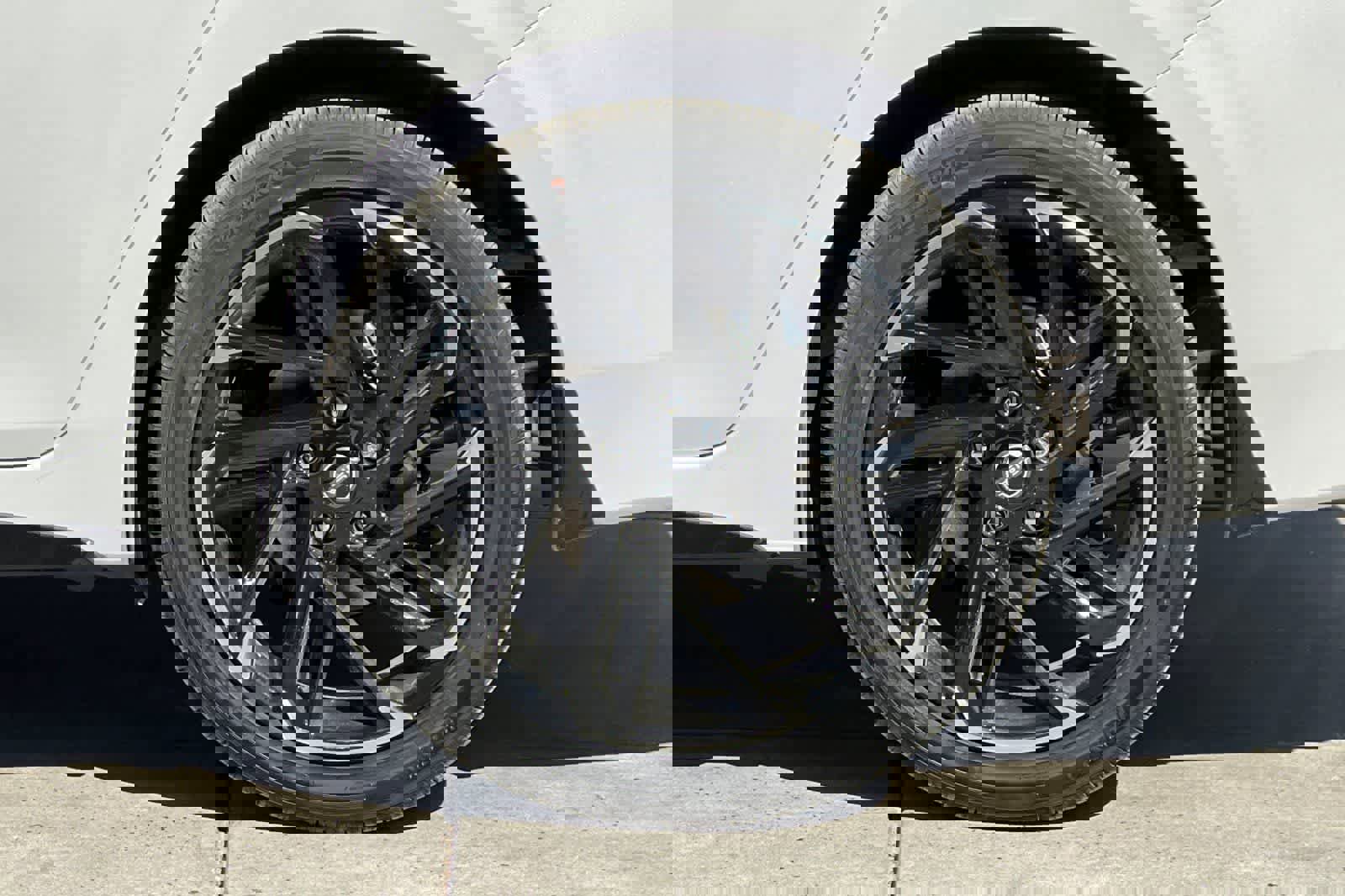 New 2026 Nissan Sentra SR FWD image 34