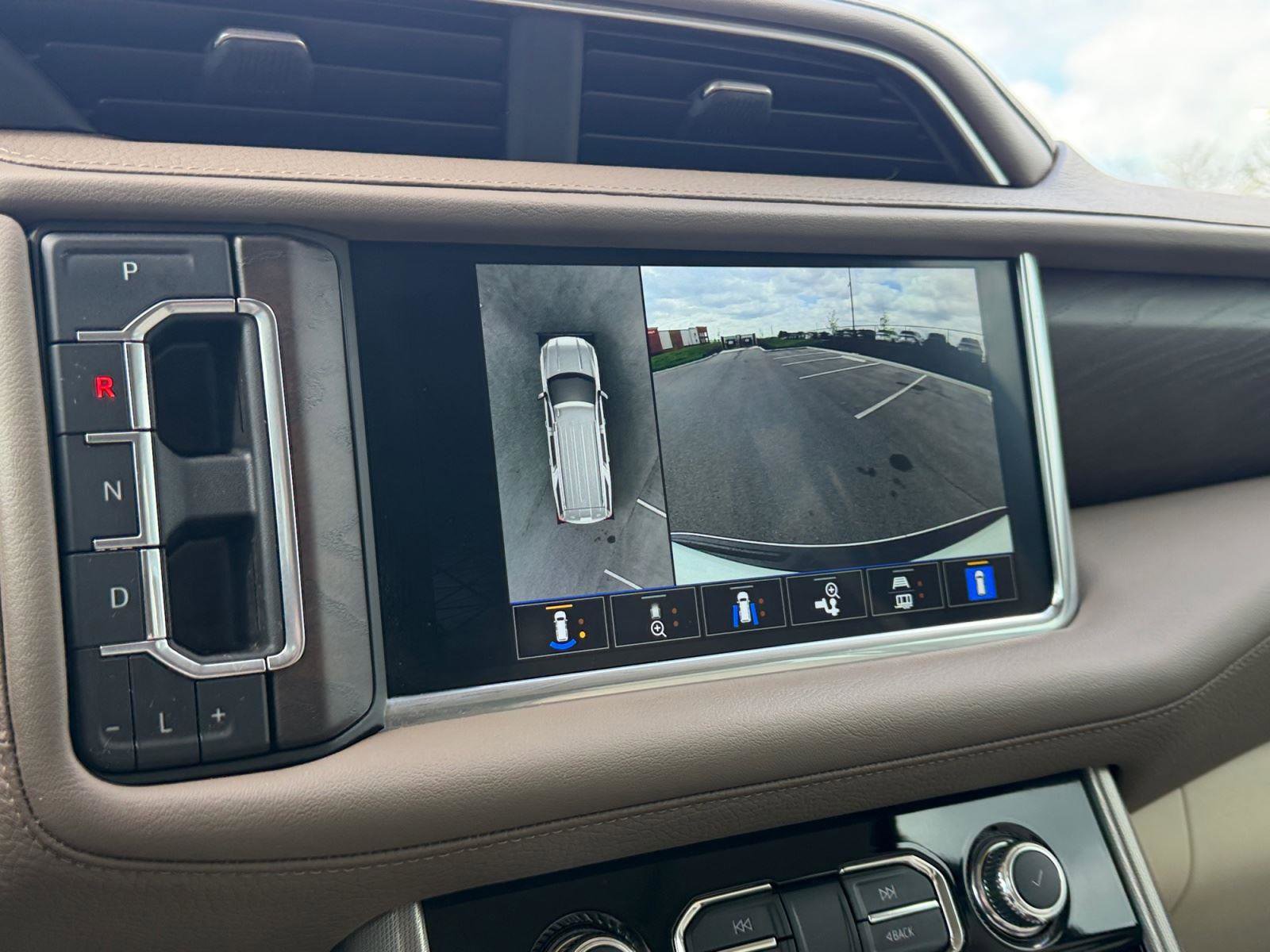 Used 2022 GMC Yukon XL Denali w/ Denali Premium Package RWD image 27