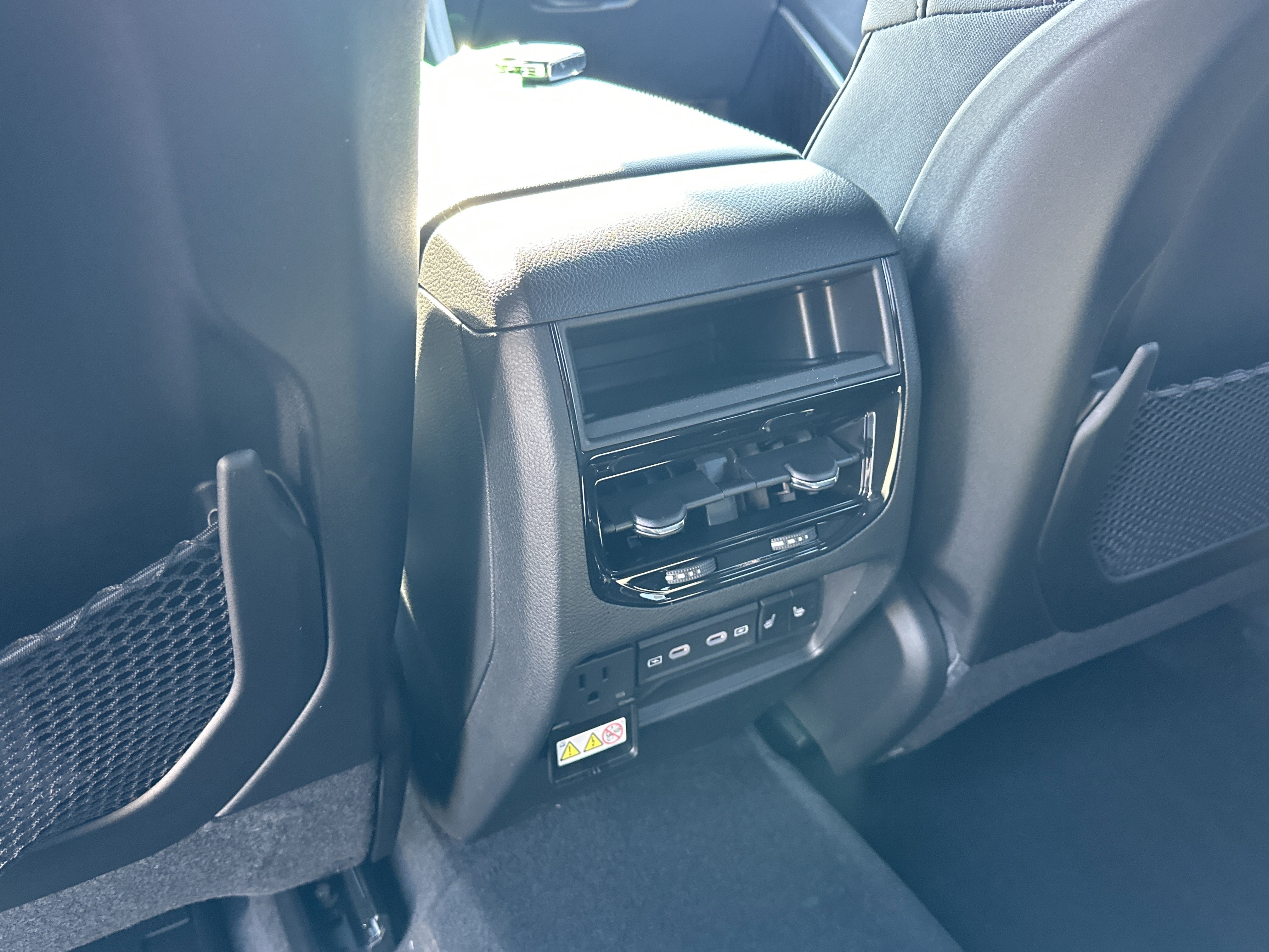 New 2026 Jeep Grand Cherokee Limited w/ Limited Altitude Package image 32