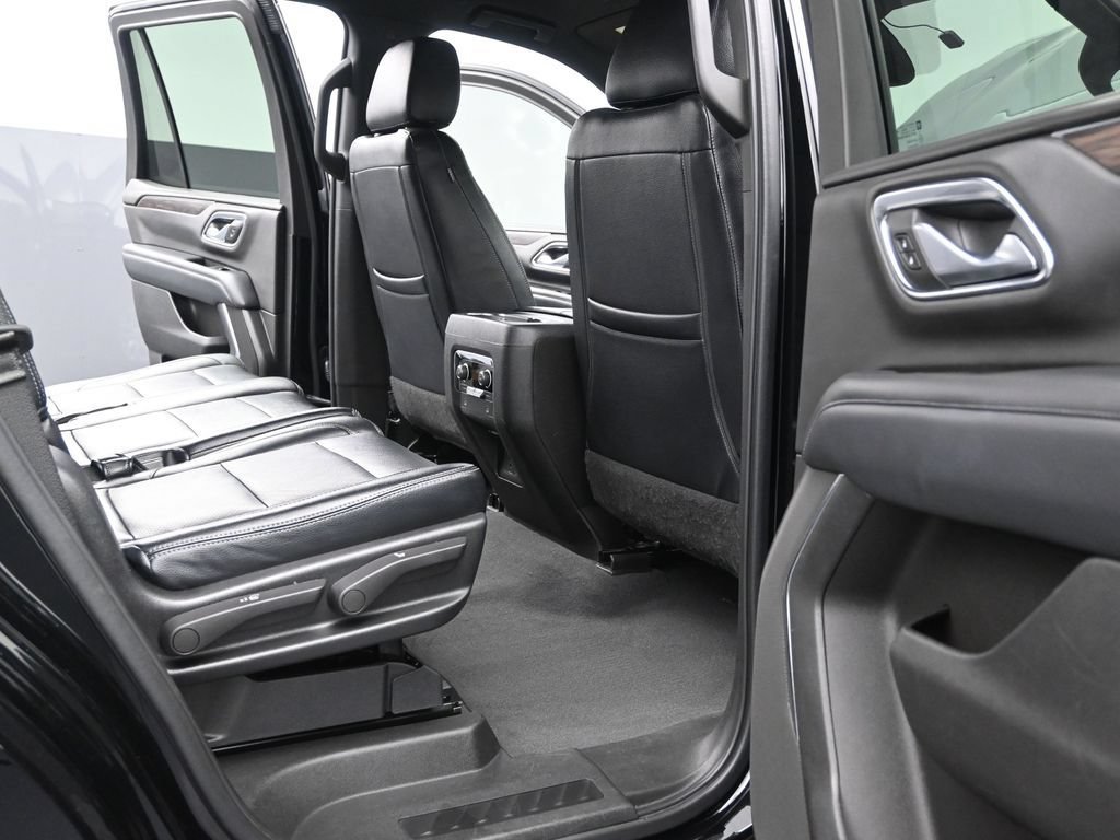 Used 2022 Chevrolet Tahoe LS RWD image 18