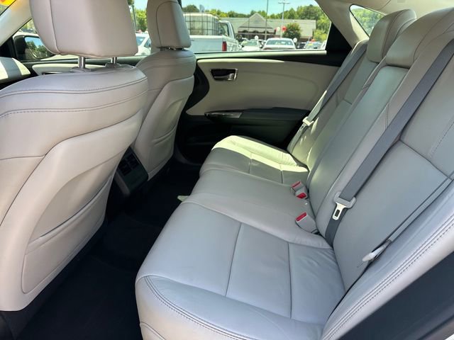 Used 2013 Toyota Avalon XLE FWD image 11