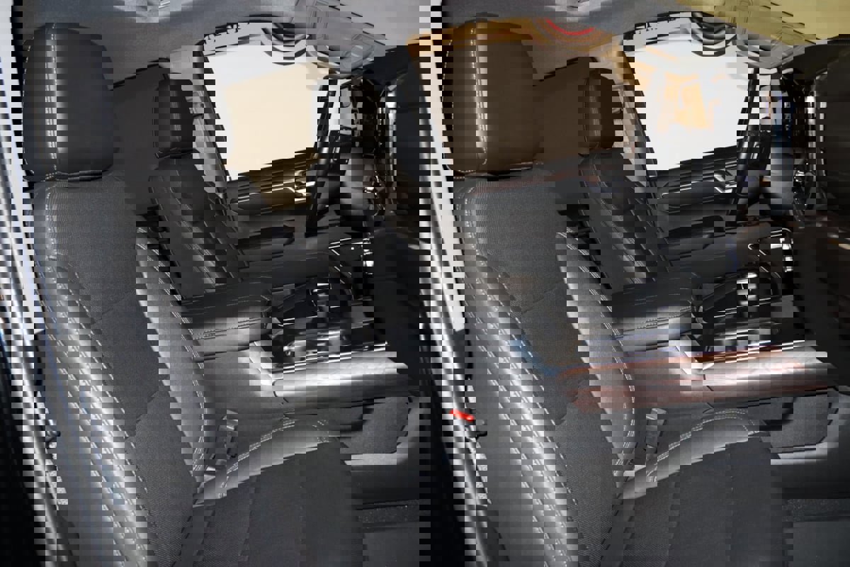 Used 2023 GMC Sierra 1500 SLT w/ SLT Convenience Package image 71