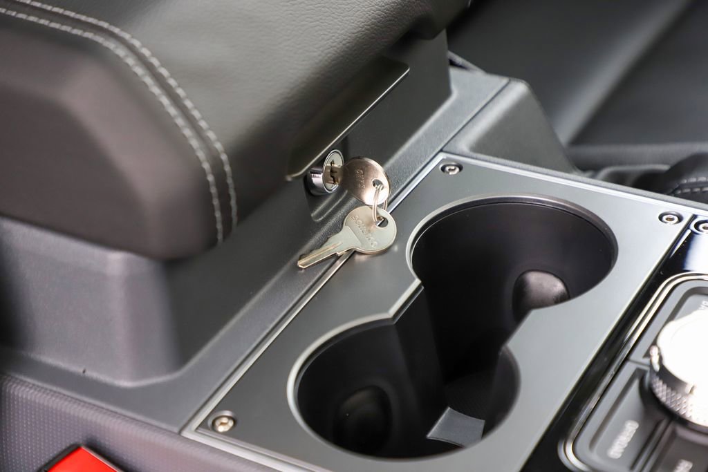 New 2025 INEOS Grenadier Fieldmaster Edition image 47