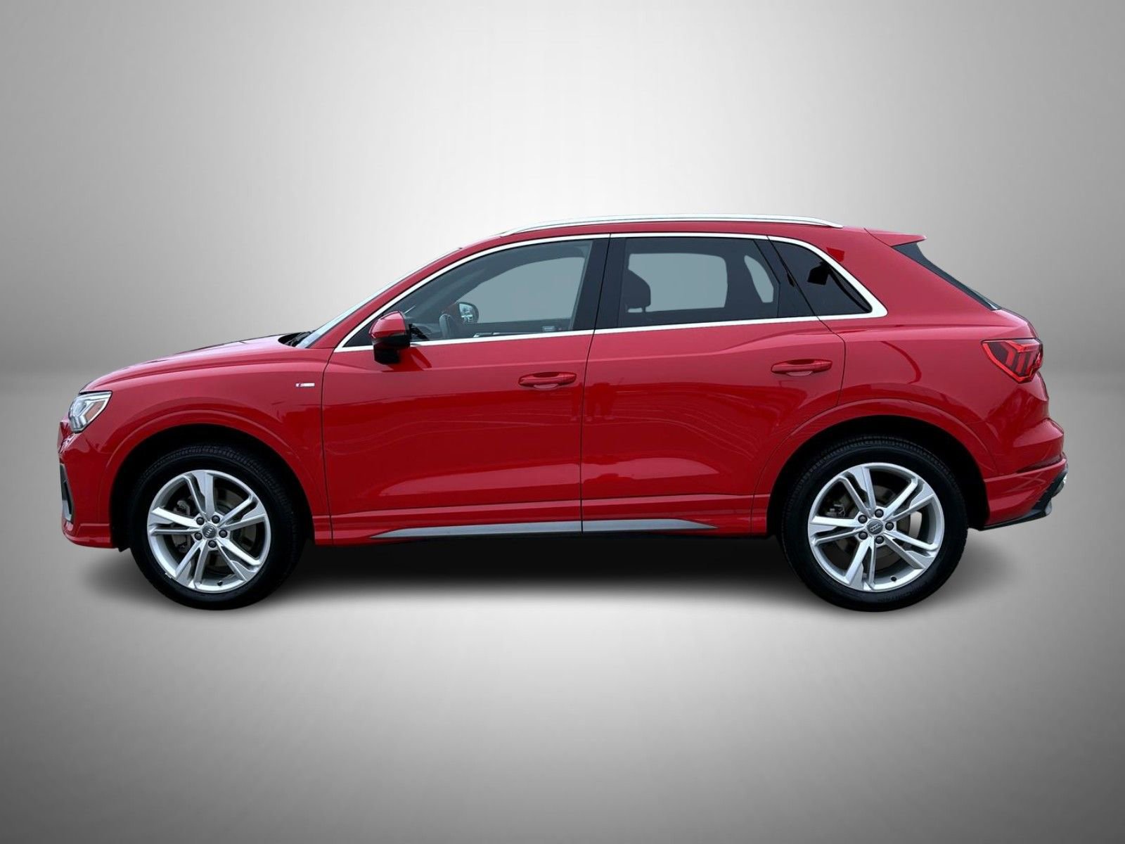 Used 2020 Audi Q3 2.0T Premium Plus w/ Premium Plus Package image 8