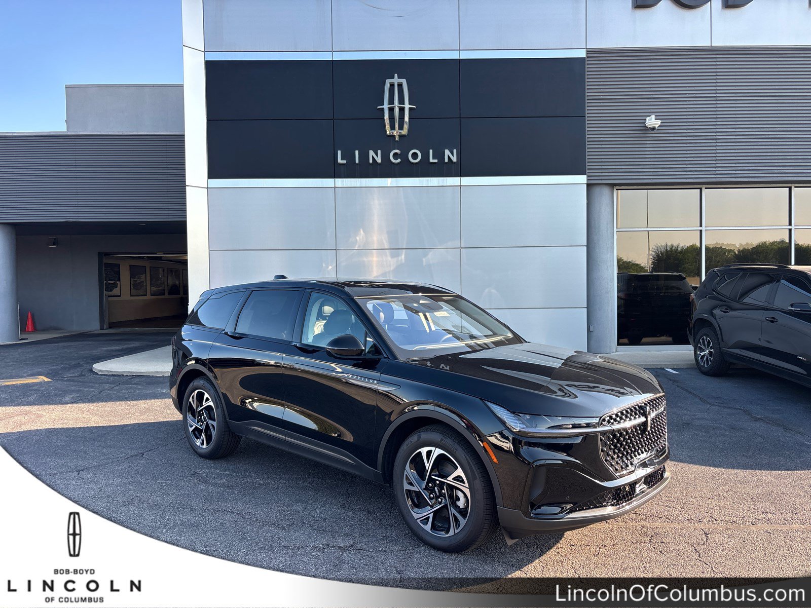 New 2026 Lincoln Nautilus Premier w/ Equipment Group 102A AWD/4WD image 1