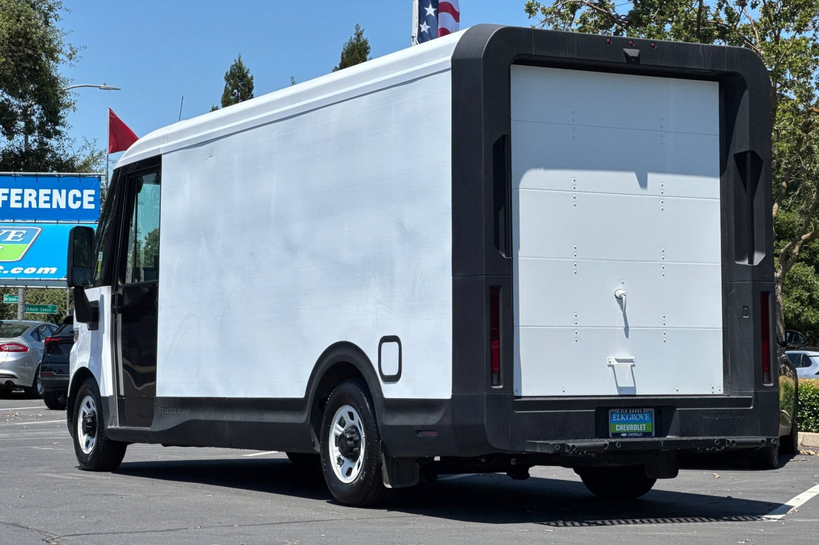 Used 2023 Chevrolet Brightdrop 600 w/ Active Safety Package 2 AWD/4WD image 5