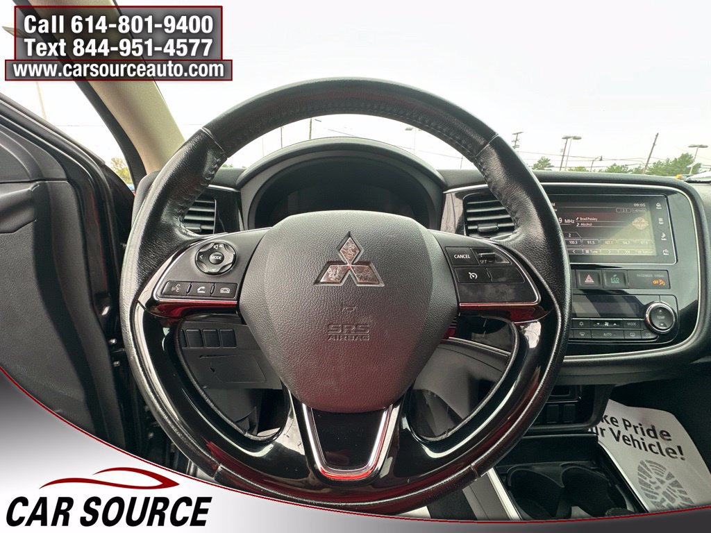 Used 2017 Mitsubishi Outlander SEL FWD image 13