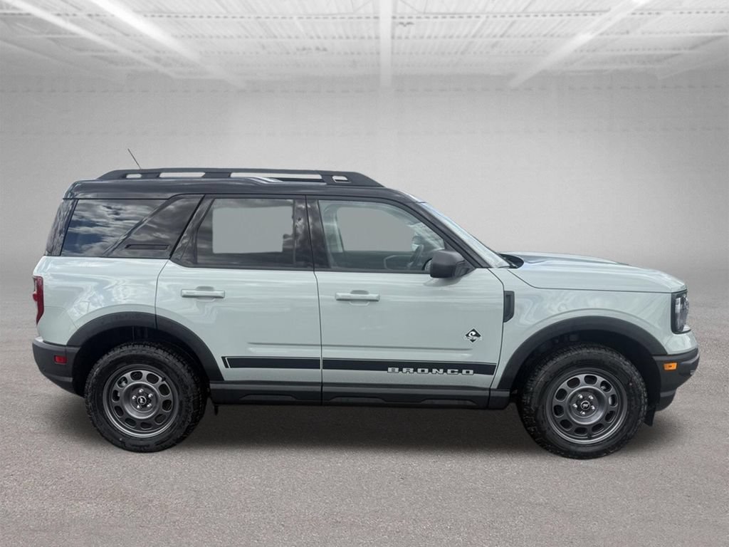 New 2024 Ford Bronco Sport Outer Banks AWD/4WD image 2