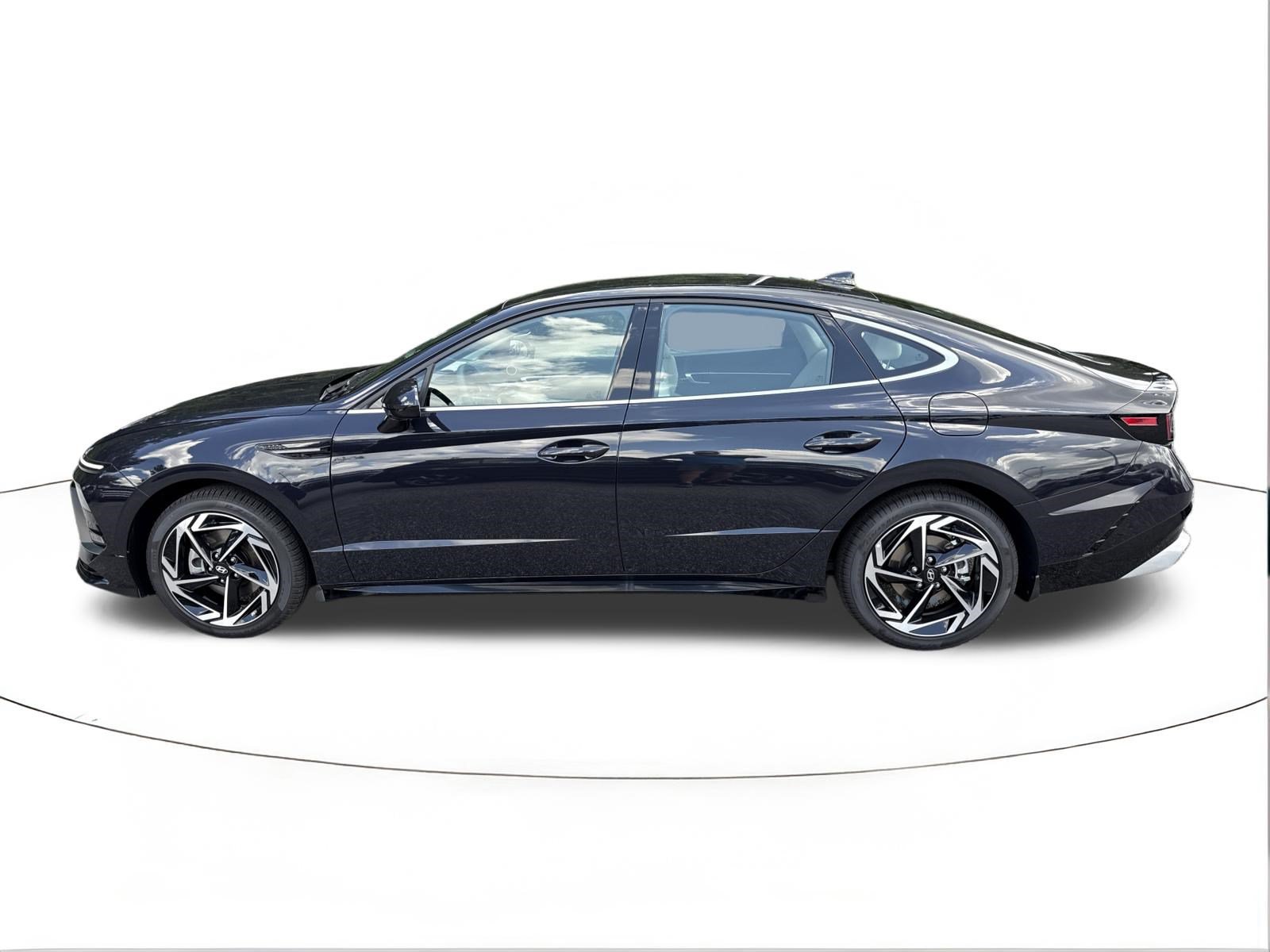 New 2026 Hyundai Sonata SEL FWD image 6