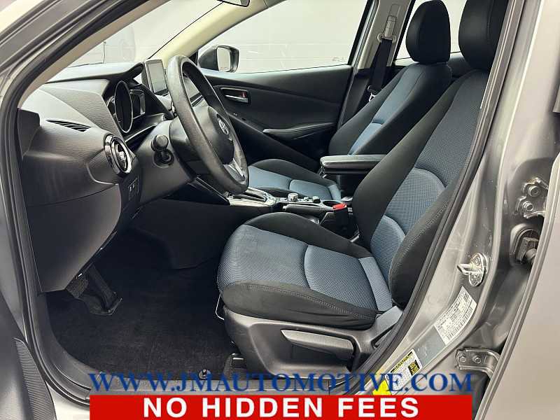 Used 2016 Scion iA image 12