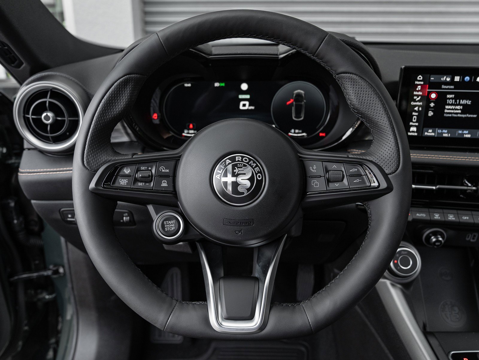 New 2024 Alfa Romeo Tonale Ti w/ Active Assist Package image 10