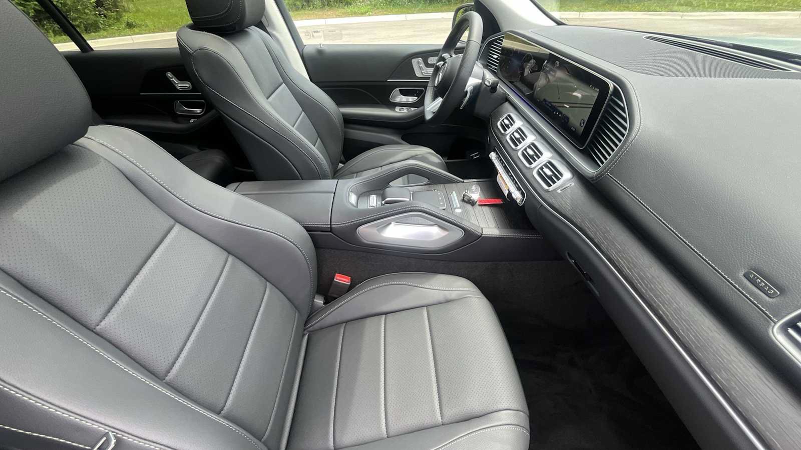 New 2026 Mercedes-Benz GLS 450 4MATIC image 11