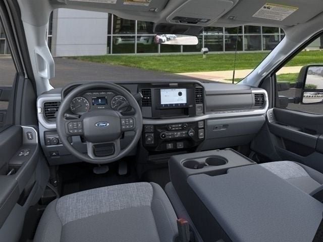 New 2026 Ford F350 XLT w/ 360-Degree Camera Package AWD/4WD image 9