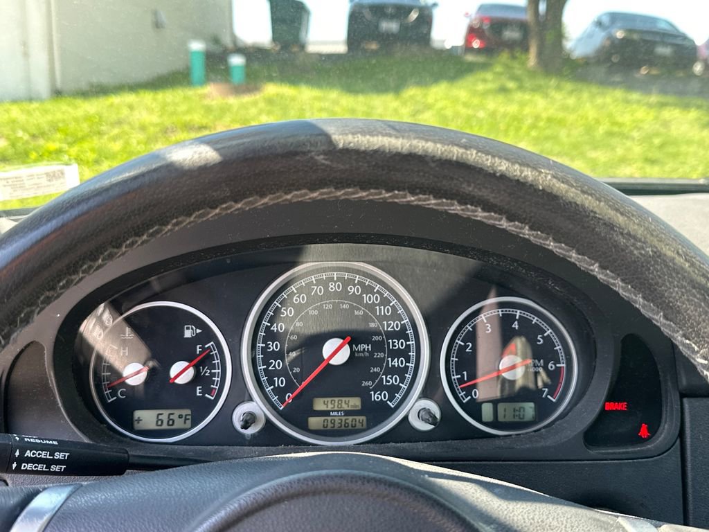 Used 2005 Chrysler Crossfire Convertible image 14