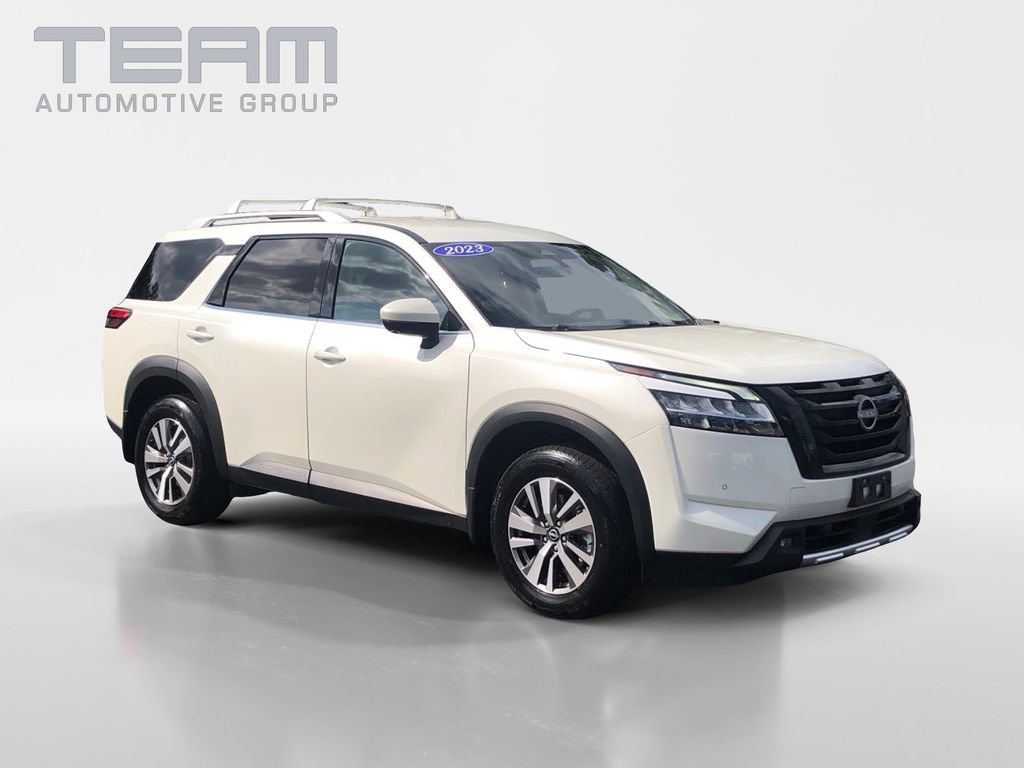 Used 2023 Nissan Pathfinder SL w/ Lighting Package (N92) FWD image 1