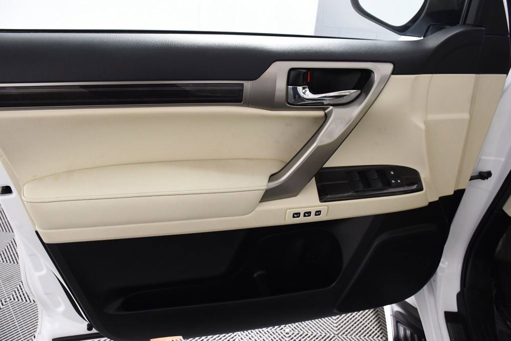 Used 2021 Lexus GX 460 Premium w/ Premium Package image 14