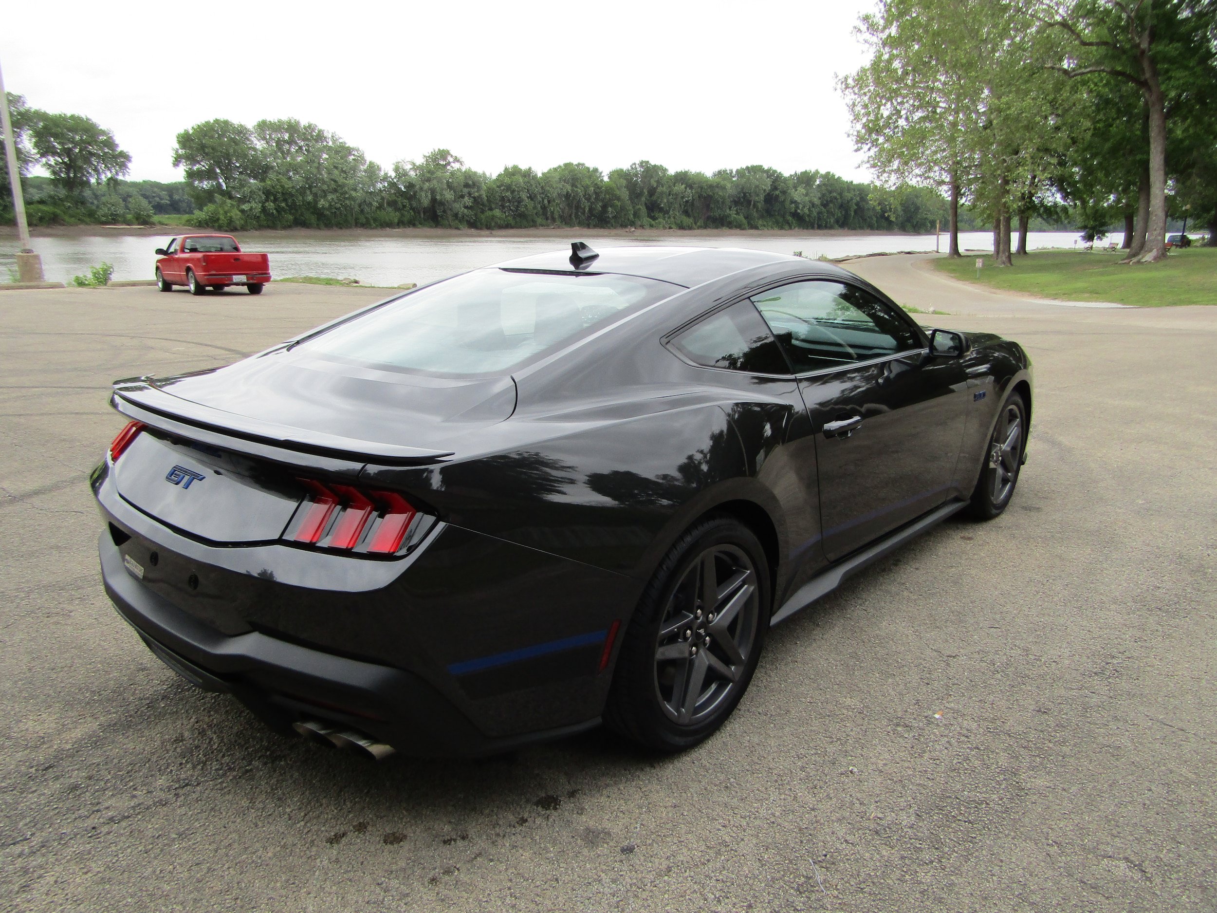 Used 2024 Ford Mustang GT Premium RWD image 4